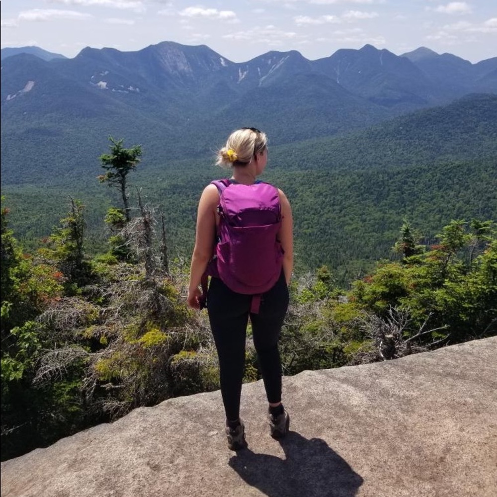 Meet your Posher, Alyssa